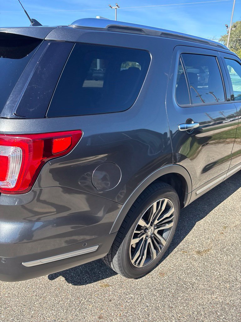 Used 2018 Ford Explorer Platinum AWD/4WD image 7
