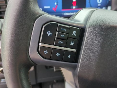 Used 2025 Ford F150 Lariat AWD/4WD image 16
