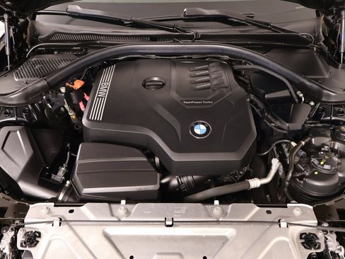 Used 2023 BMW 330i xDrive Sedan AWD/4WD image 21
