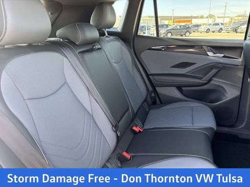 New 2026 Volkswagen Tiguan SE R-Line AWD/4WD image 18