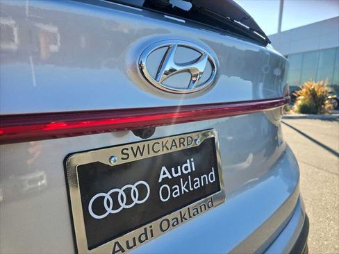Used 2023 Hyundai Santa Fe SEL image 16