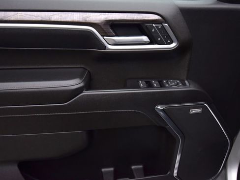 Used 2022 Chevrolet Silverado 1500 LTZ image 26