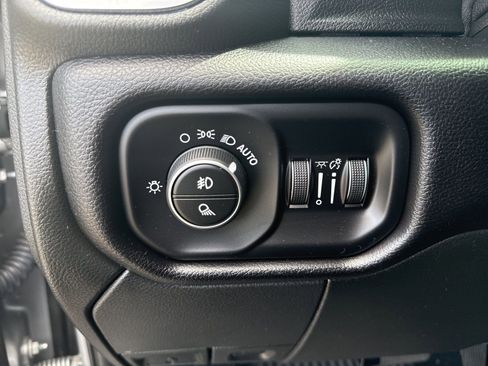 Used 2024 RAM 2500 Laramie w/ Towing Technology Group image 24