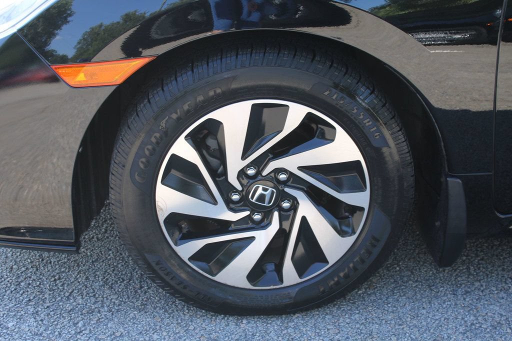 Used 2019 Honda Civic LX image 32