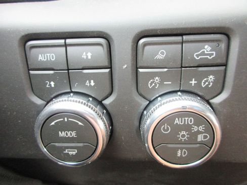 New 2026 GMC Sierra 1500 AT4X image 18