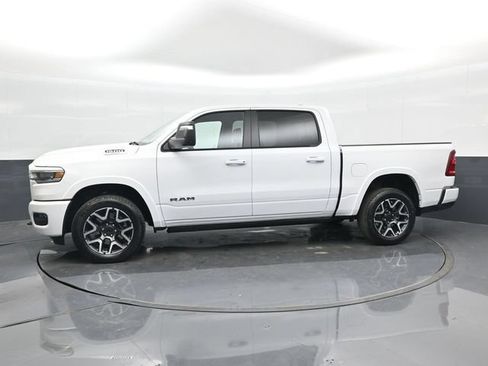 Used 2025 RAM 1500 Laramie AWD/4WD image 25