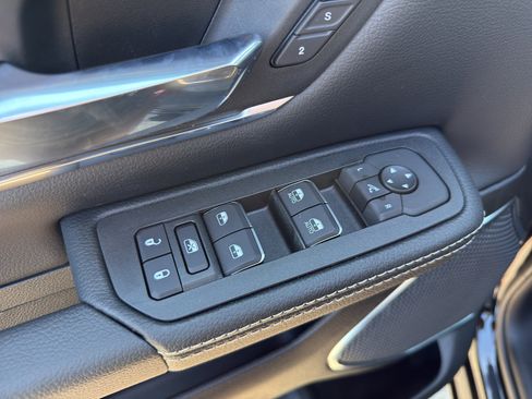 New 2026 RAM 1500 Laramie w/ Sport Appearance Package image 11