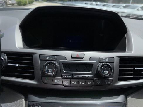 Used 2016 Honda Odyssey EX-L image 9