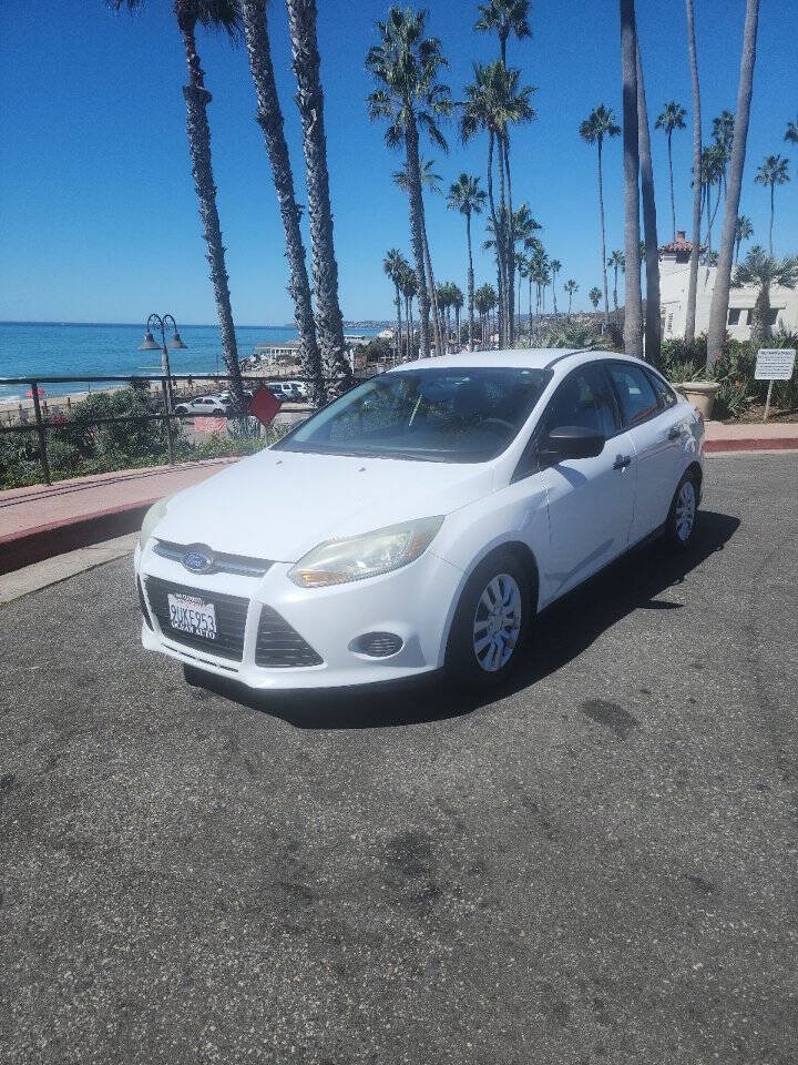Used 2014 Ford Focus S FWD image 2