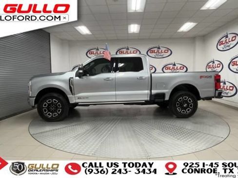 Used 2024 Ford F250 Platinum w/ FX4 Off-Road Package AWD/4WD image 5