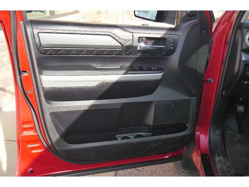 Used 2020 Toyota Tundra Platinum image 9