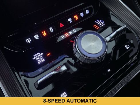 Used 2022 Jeep Grand Wagoneer Series II AWD/4WD image 8