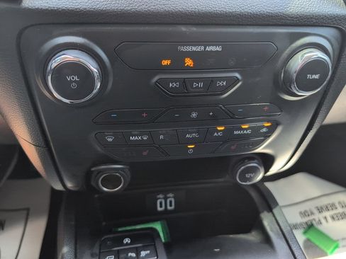 Used 2019 Ford Ranger Lariat w/ Technology Package RWD image 21