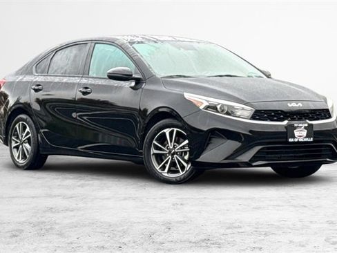 Certified 2023 Kia Forte LXS w/ LXS Technology Package image 2