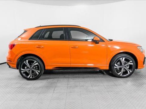 Used 2023 Audi Q3 2.0T Premium Plus w/ Premium Plus Package AWD/4WD image 8