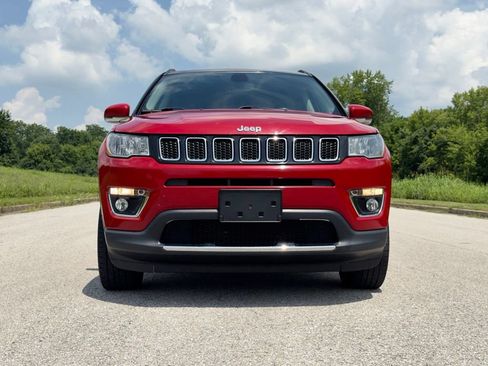 Used 2020 Jeep Compass Limited AWD/4WD image 2