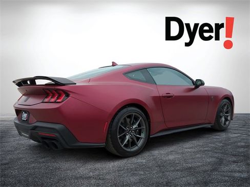 Used 2025 Ford Mustang Dark Horse image 3