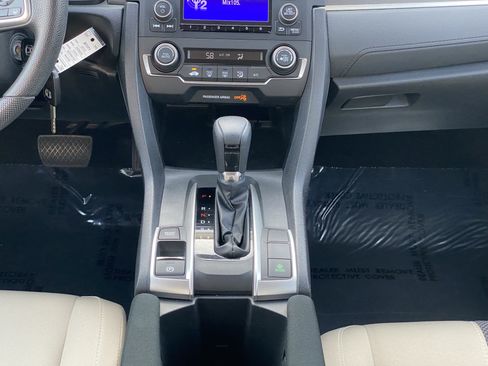 Used 2019 Honda Civic LX image 8
