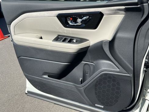 Used 2025 Subaru Crosstrek 2.5i Sport image 25