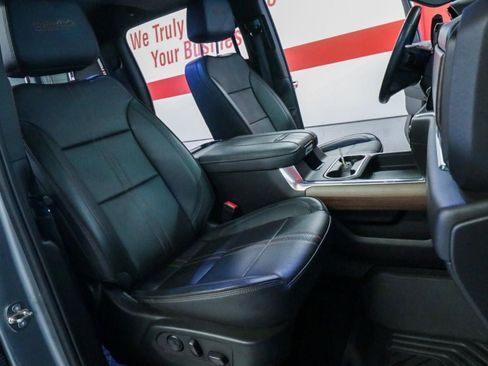 Used 2024 Chevrolet Silverado 2500 High Country w/ High Country Premium Package image 24