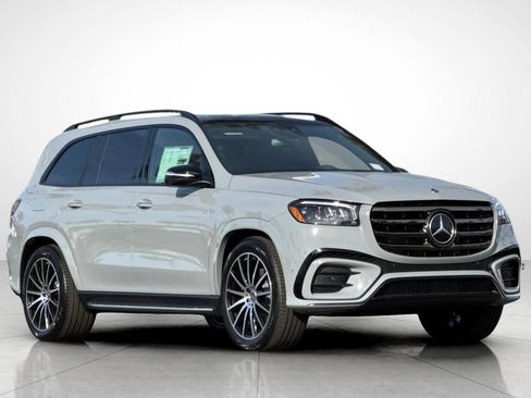 New 2026 Mercedes-Benz GLS 450 4MATIC image 29