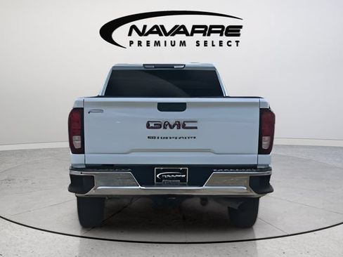 Used 2024 GMC Sierra 2500 Pro AWD/4WD image 7