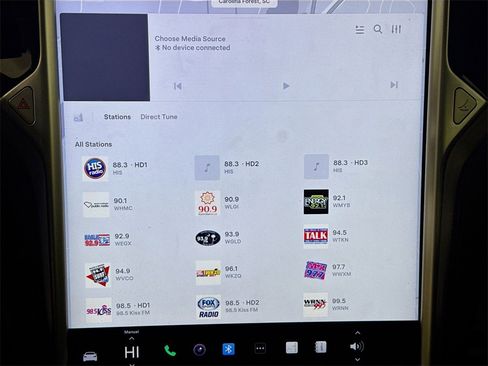 Used 2016 Tesla Model S 70 image 14