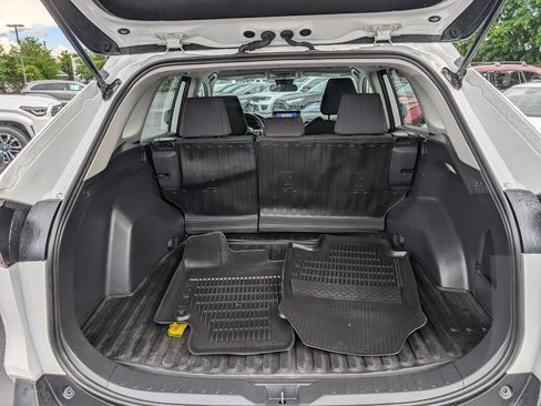 Certified 2024 Toyota RAV4 LE AWD/4WD image 17