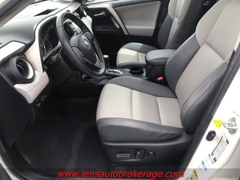Used 2015 Toyota RAV4 Limited image 13