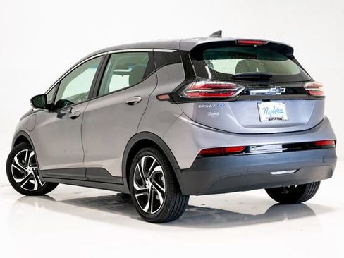 Used 2023 Chevrolet Bolt LT FWD image 31