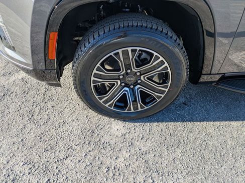 New 2026 Jeep Grand Wagoneer 2WD w/ Premium Group I image 10