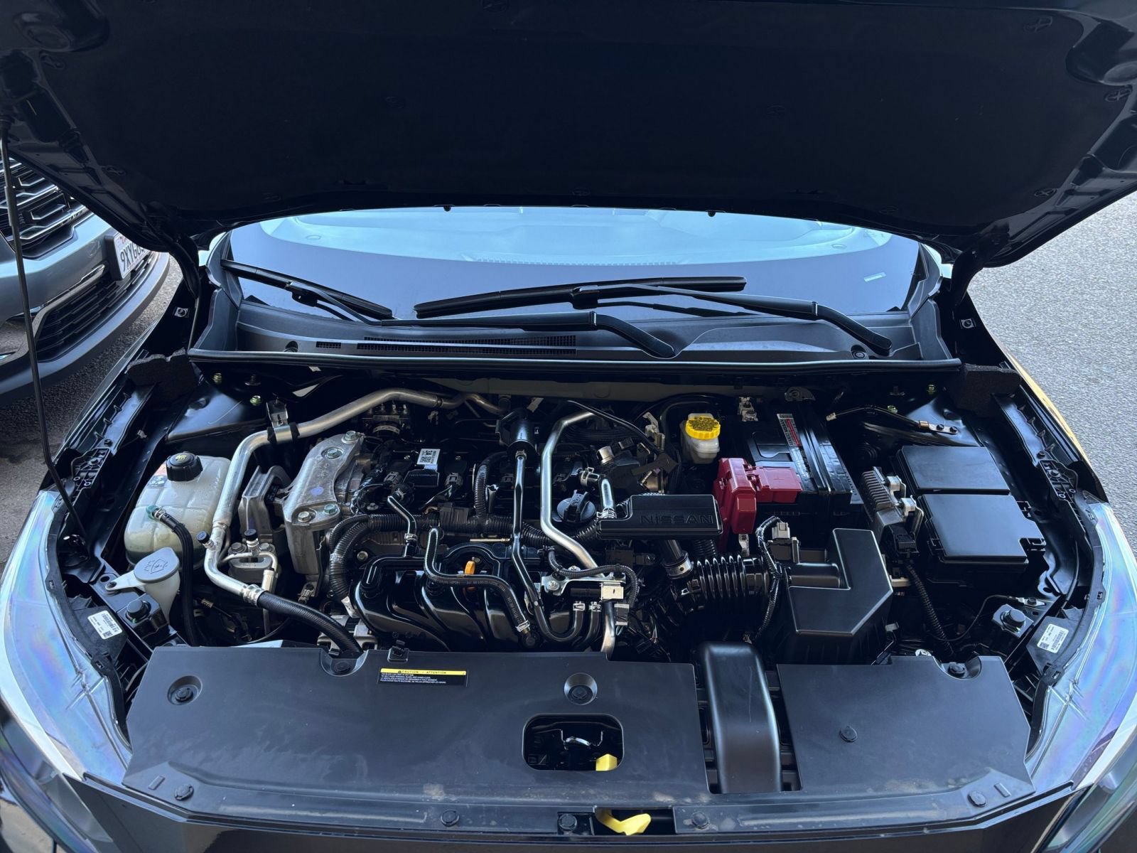 Used 2025 Nissan Sentra SV FWD image 30