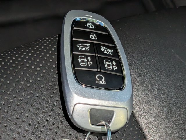 Used 2023 Hyundai Santa Fe Calligraphy FWD image 36