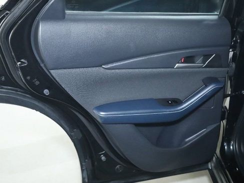 Used 2020 MAZDA CX-30 FWD image 13