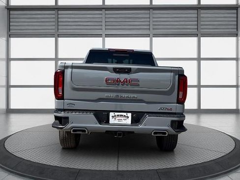 Used 2025 GMC Sierra 1500 AT4 w/ AT4 Preferred Package AWD/4WD image 5