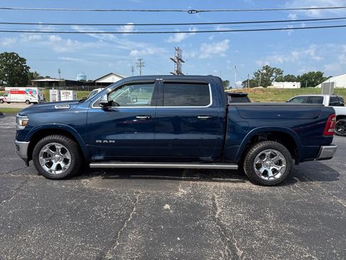 Used 2020 RAM 1500 Laramie AWD/4WD image 9