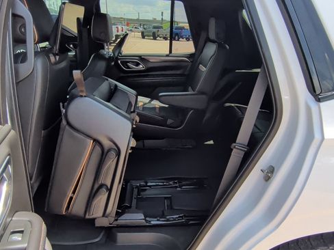 Used 2021 GMC Yukon AT4 w/ AT4 Premium Plus Package AWD/4WD image 40