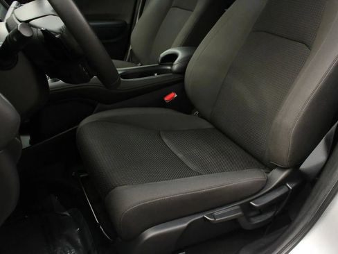 Used 2019 Honda HR-V Sport image 17
