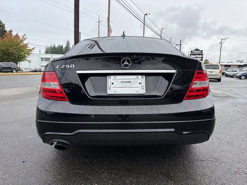 Used 2013 Mercedes-Benz C 250 Sedan image 6