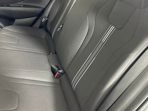 Certified 2023 Hyundai Elantra SEL w/ Convenience Package image 18