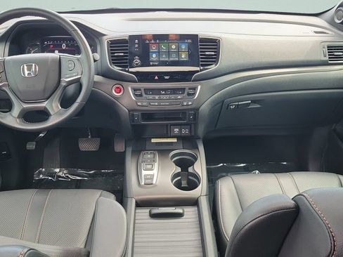 Used 2022 Honda Passport TrailSport image 11