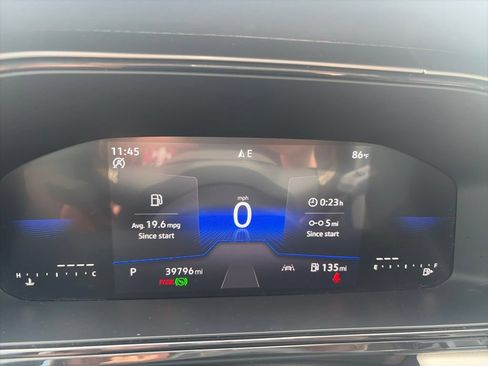 Used 2025 Volkswagen Taos S FWD image 34