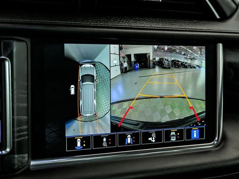 Used 2023 GMC Yukon XL Denali w/ Max Trailering Package AWD/4WD image 25