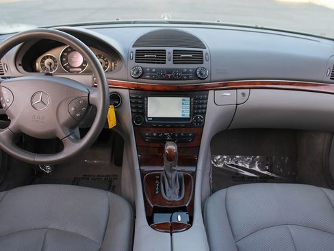 Used 2004 Mercedes-Benz E 320 Sedan image 10