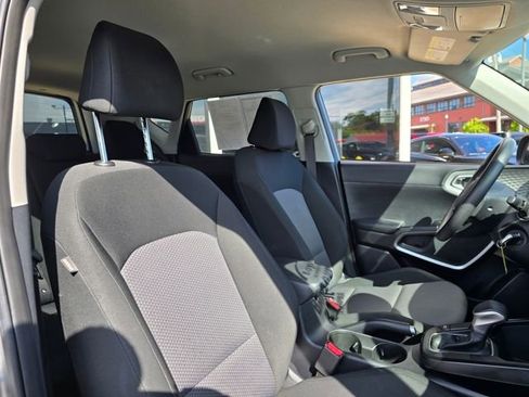 Used 2023 Kia Soul LX w/ Option Group 015 FWD image 35
