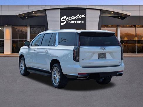 Used 2023 Cadillac Escalade ESV Premium Luxury w/ LPO, Floor Liner Package AWD/4WD image 3