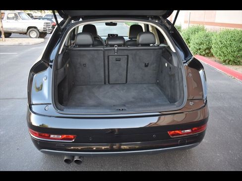 Used 2017 Audi Q3 2.0T Premium image 24