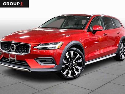 Used 2020 Volvo V60 T5 Cross Country w/ Protection Package