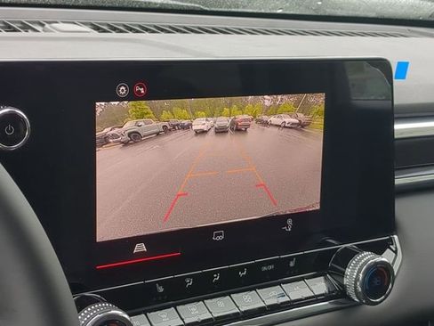 New 2026 GMC Canyon Elevation w/ Convenience Package image 32