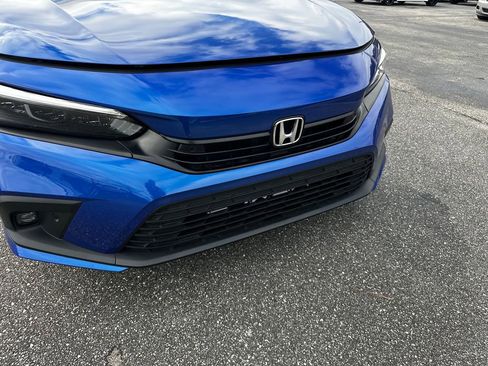 Used 2024 Honda Civic Touring image 12